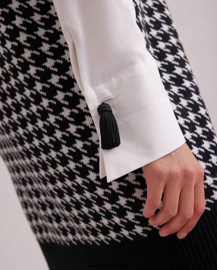 Anne Fontaine Accessories 2VZRJ569 Women Marcelle Cufflinks Fringe Cufflink With a Knotted Base Black